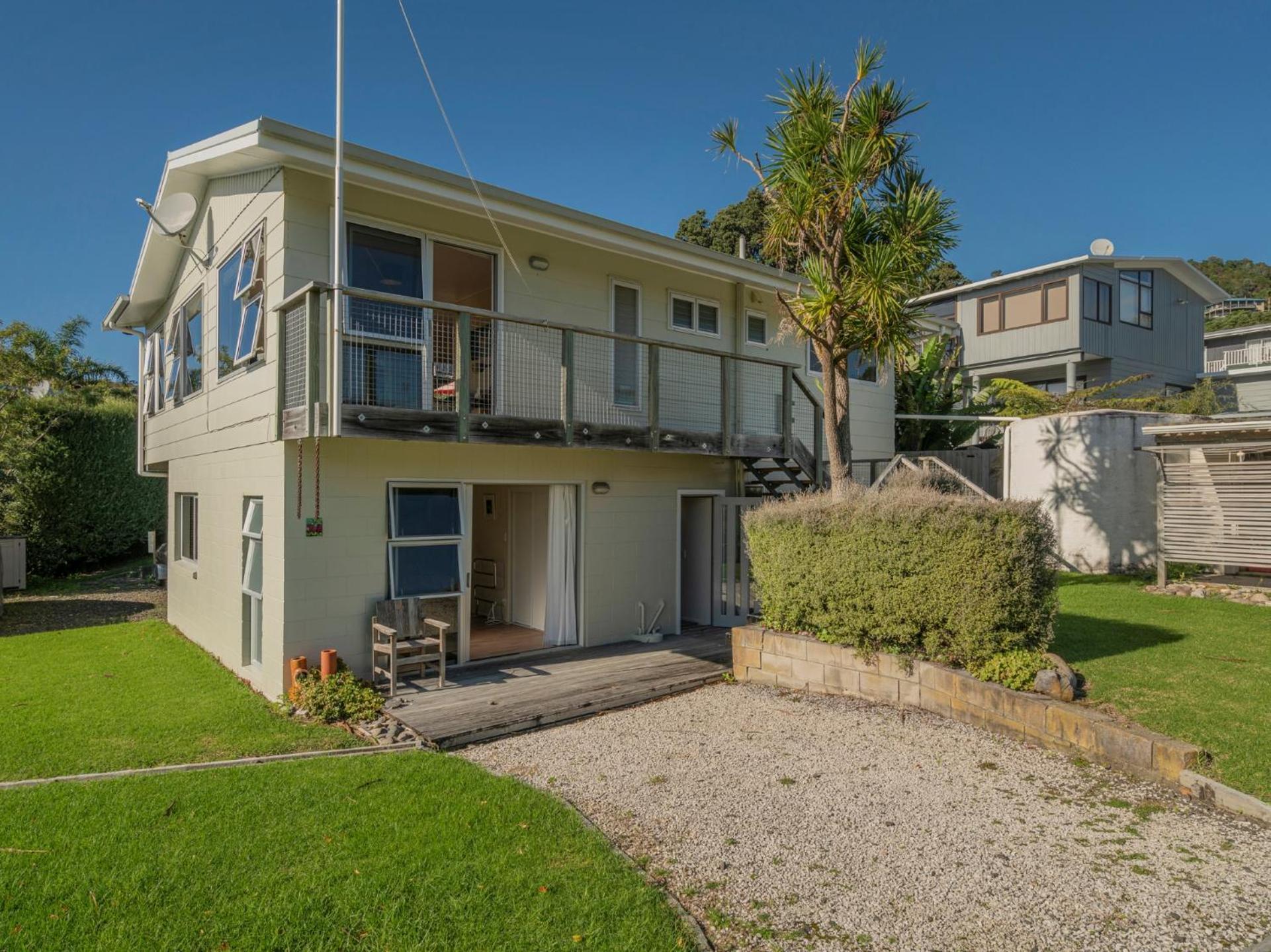 Hahei Kiwi Bach - Hahei Holiday Home Екстериор снимка